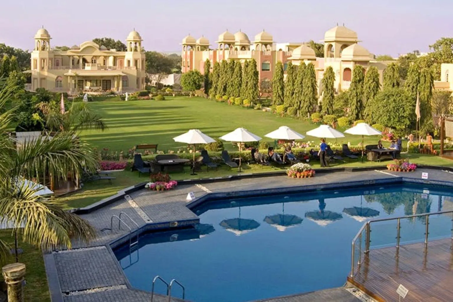 Heritage Village Resort & Spa Manesar courtyard and lawns